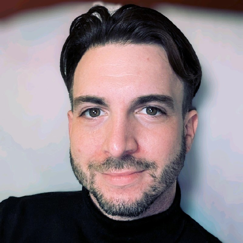 Kendall Barker headshot